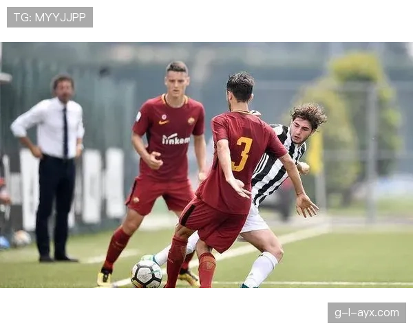 恰尔汗奥卢与队友默契配合，稳健发挥助球队全力争冠