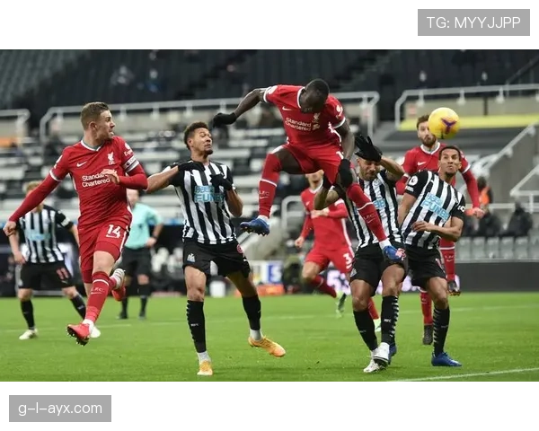 主场欢呼声震天，球队士气高涨迎战劲敌，状态回暖引关注