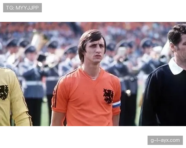 克鲁伊夫传控革命：重塑现代足球战术的基石