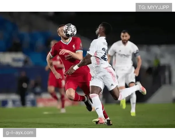 穆西亚拉状态回暖，欧冠稳健发挥助球队强势前行