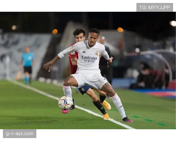 皇马中锋短缺问题逐步反映在关键战表现，对赛季走势形成制约